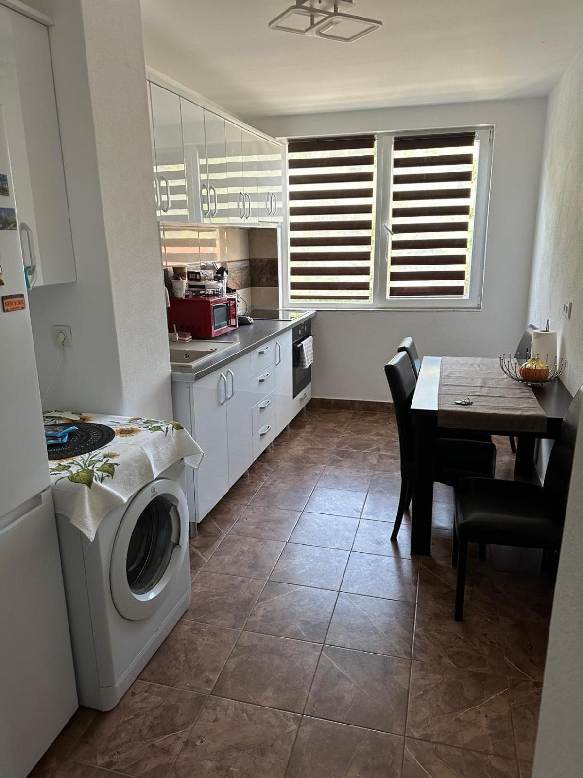 Apartament 4 Camere โอร์โชวา ภายนอก รูปภาพ